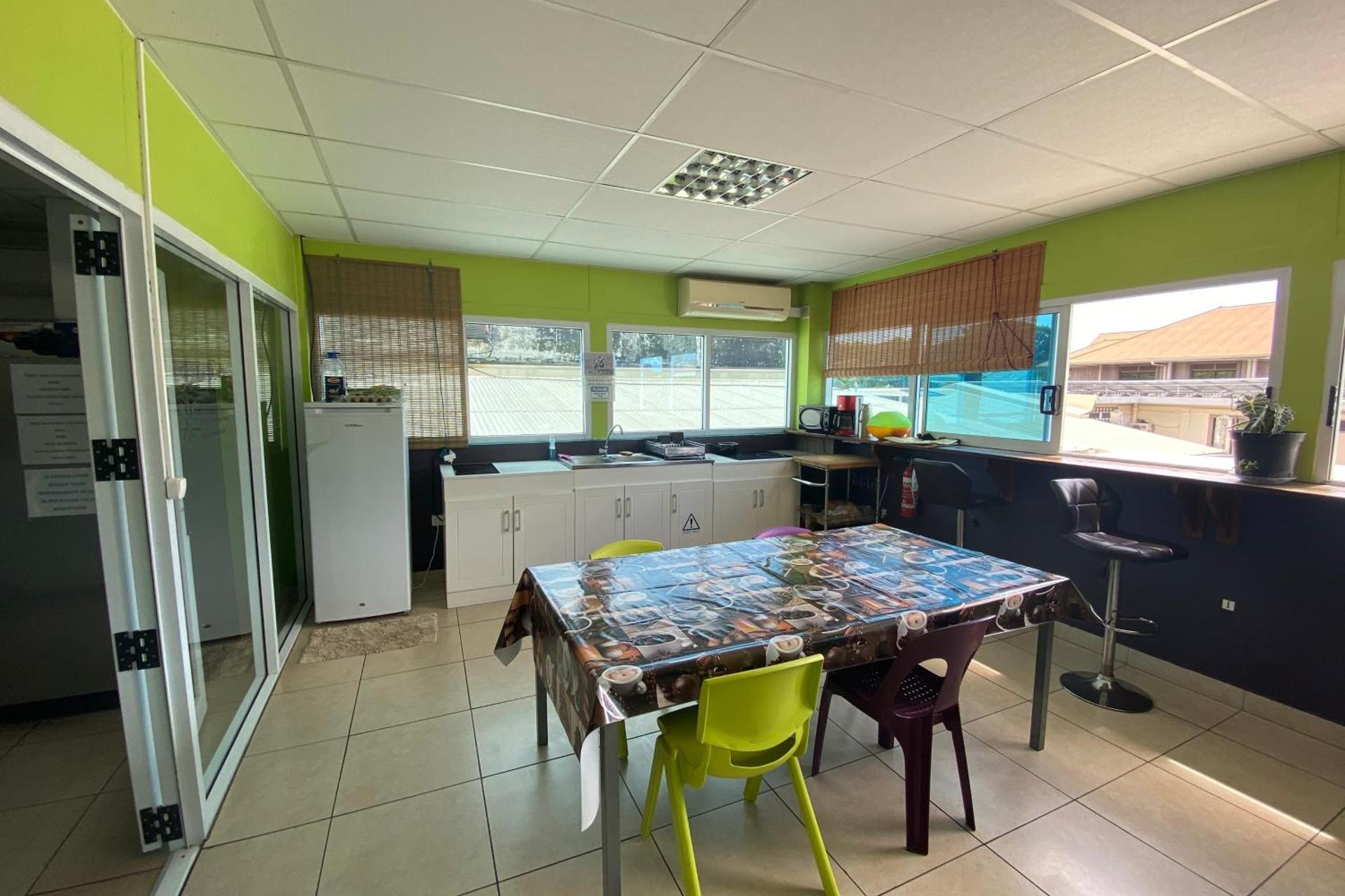 Mahana Lodge Hostel & Backpacker