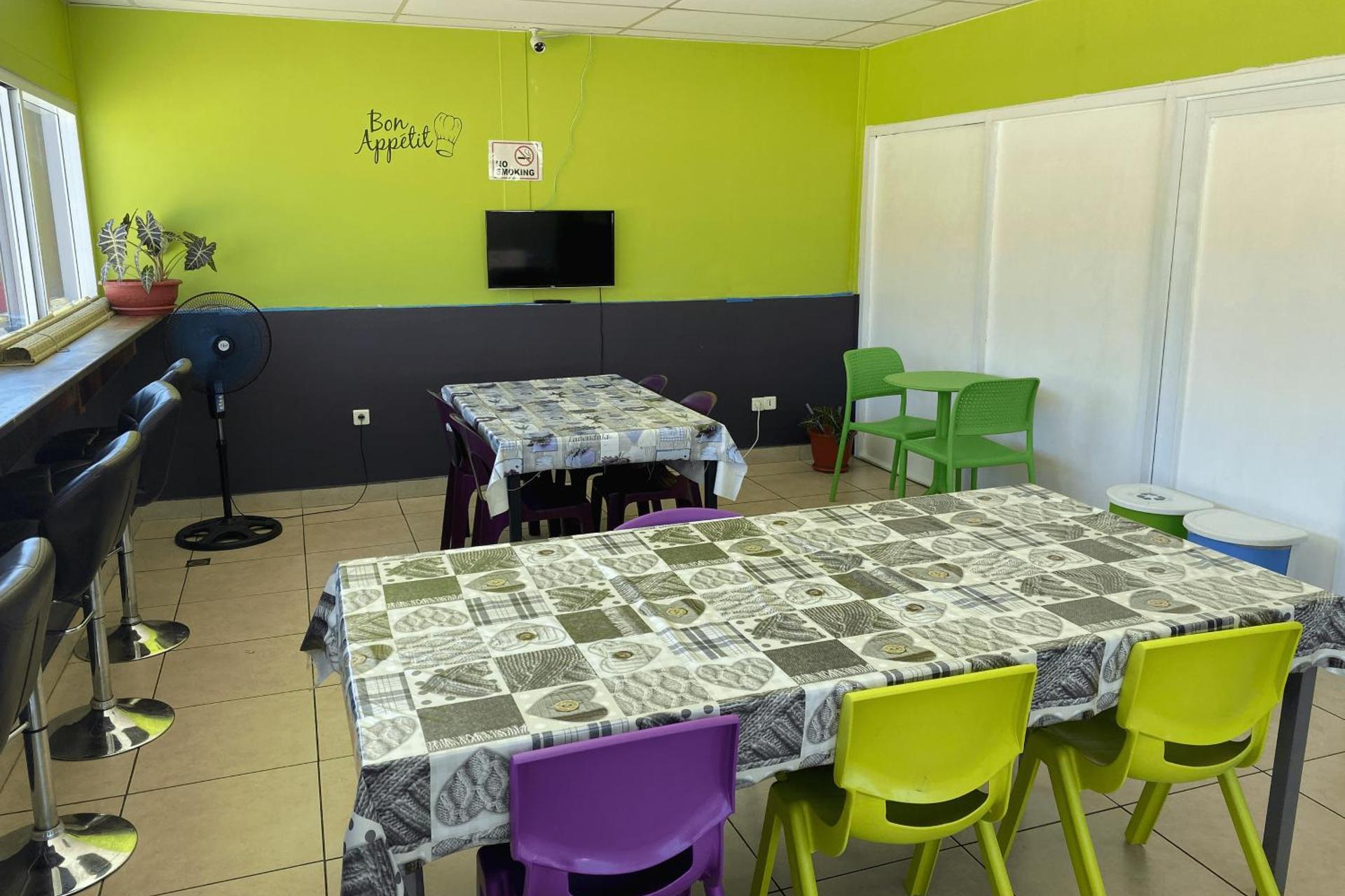 Mahana Lodge Hostel & Backpacker